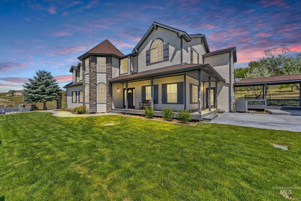 Photo of 4720 N Curlew Pl, Eagle, ID 83616 (MLS # 98984740)