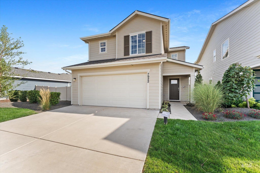 Photo of 7925 E Beaufort St, Nampa, ID 83687 (MLS # 98997991)