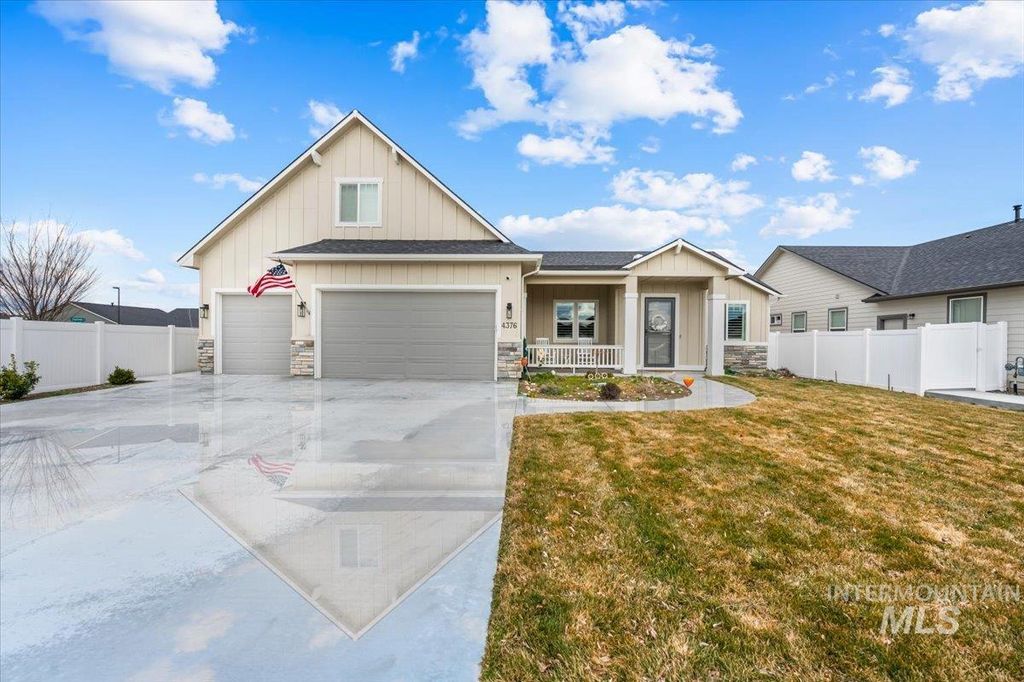 Photo of 4376 Wagon, Nampa, ID 83687 (MLS # 98971345)