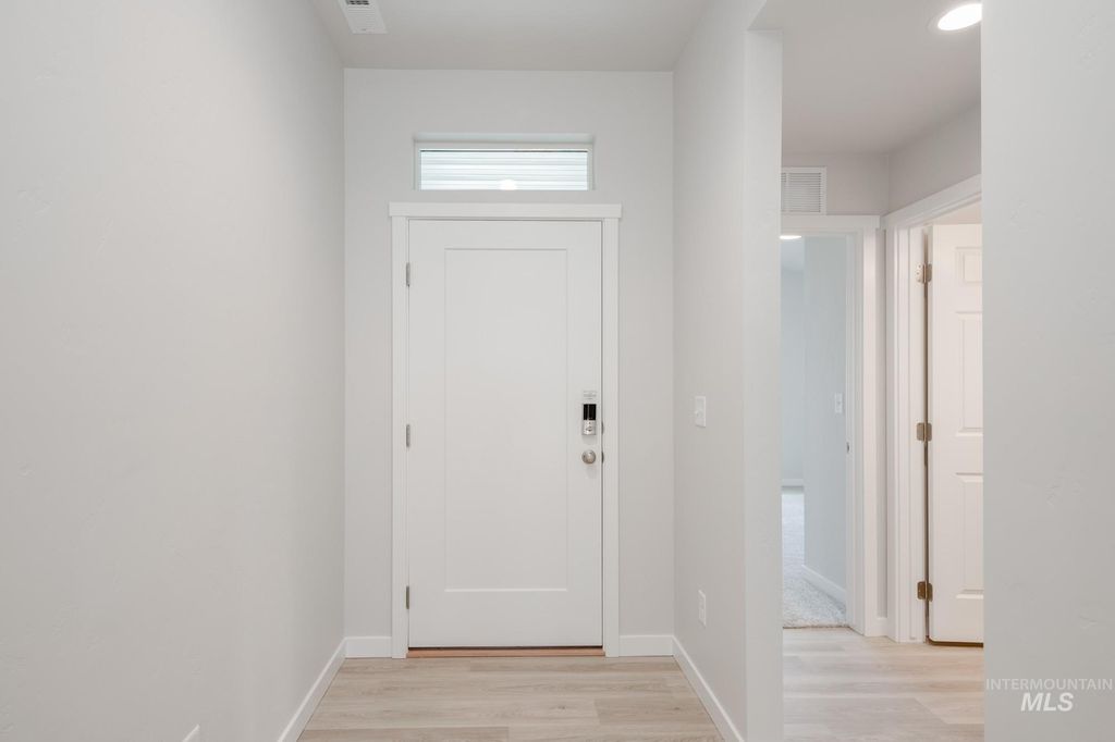 Photo of 3451 E Red Maple Ct, Nampa, ID 83686 (MLS # 98968436)