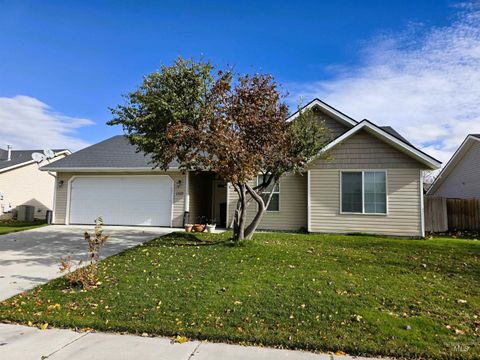 Photo of 1512 N Elm St, Jerome, ID 83338 (MLS # 98968788)