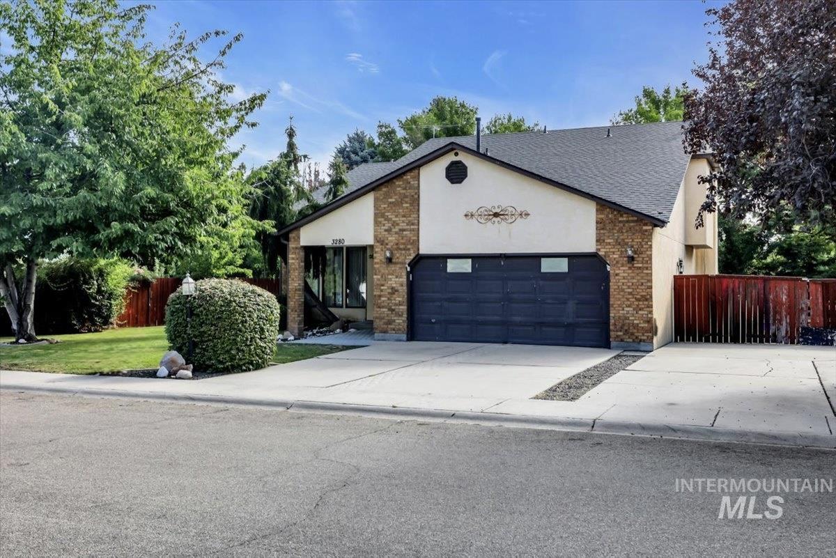 3280 W Sugar Creek Dr