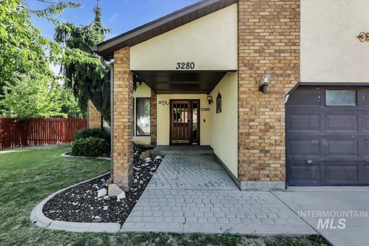 3280 W Sugar Creek Dr