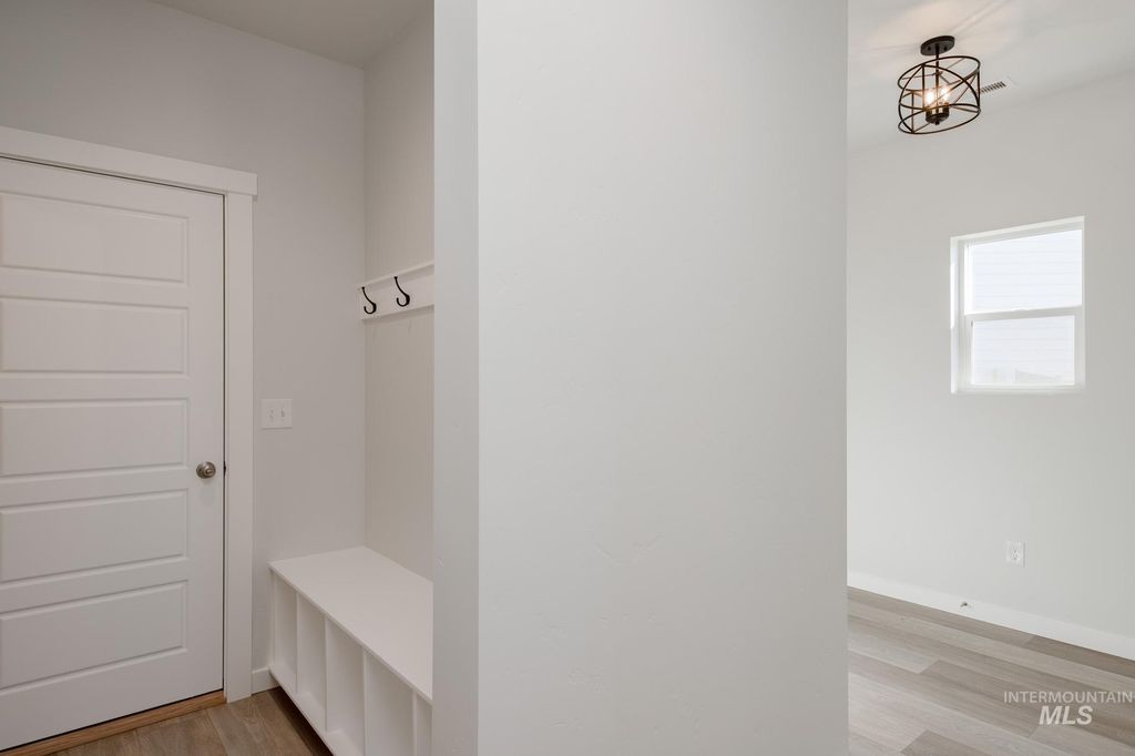 Photo of 2389 N Silver Wolf Ave, Star, ID 83669 (MLS # 98965841)