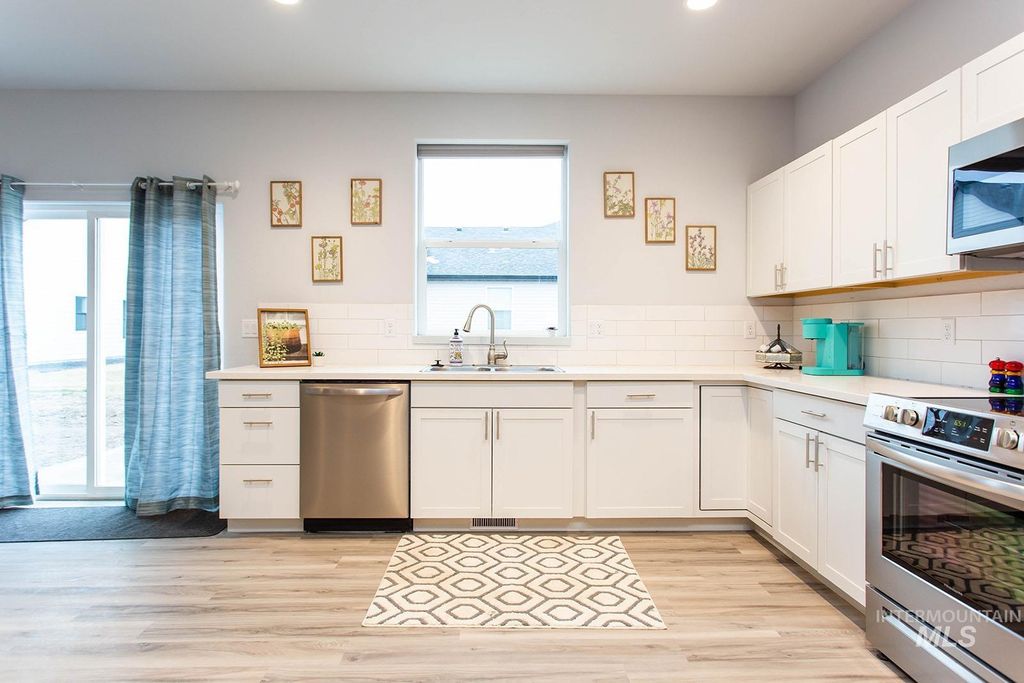 Photo of 1022 Trapper Peak Rd, Kimberly, ID 83341 (MLS # 98980212)