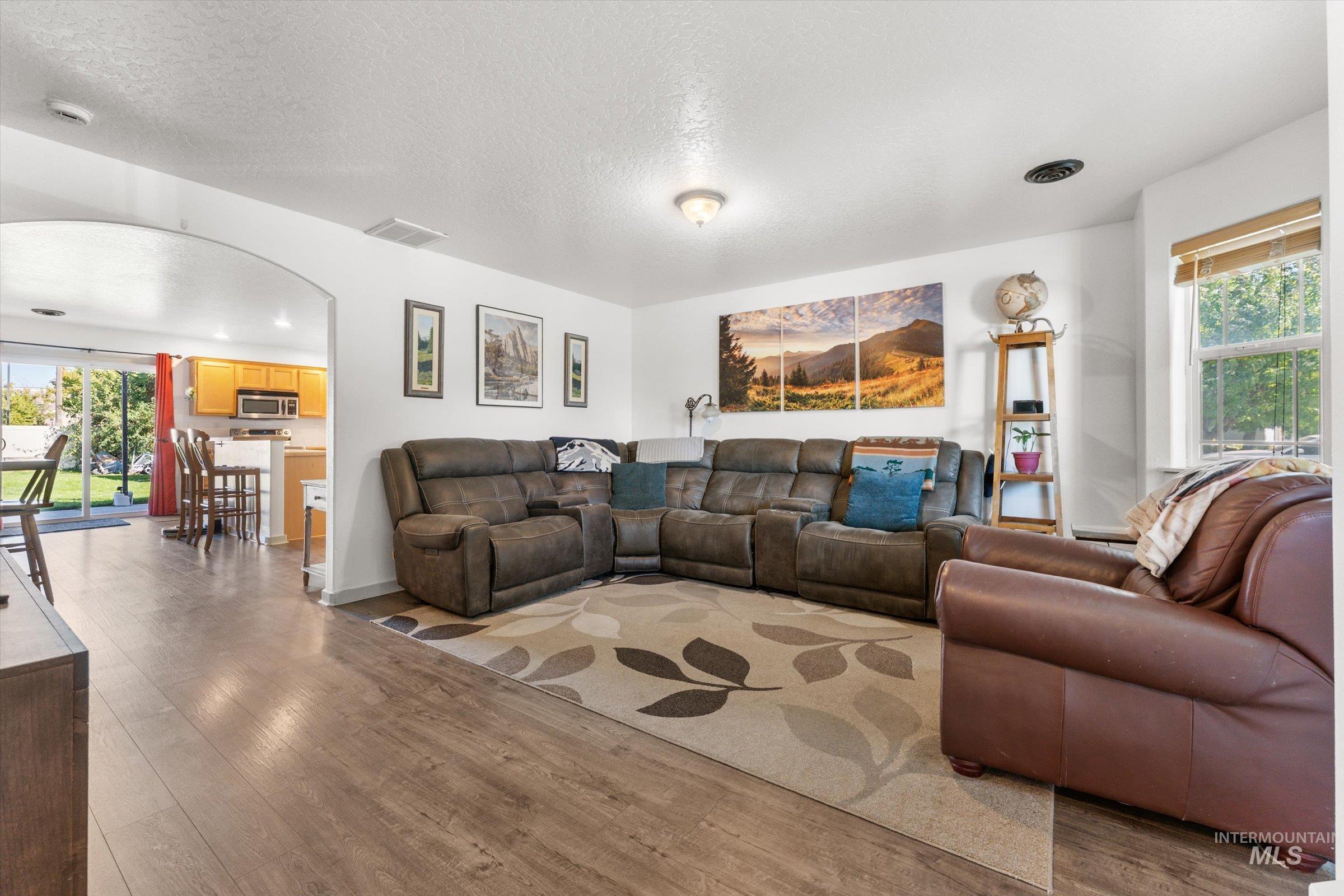 10536 Gossamer Ct