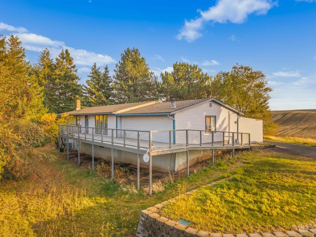 Photo of 2091 Old Hwy 95, Genesee, ID 83832 (MLS # 99005245)