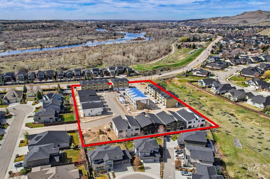 Photo of 6916 E Gintz Dr, Boise, ID 83716 (MLS # 98985926)