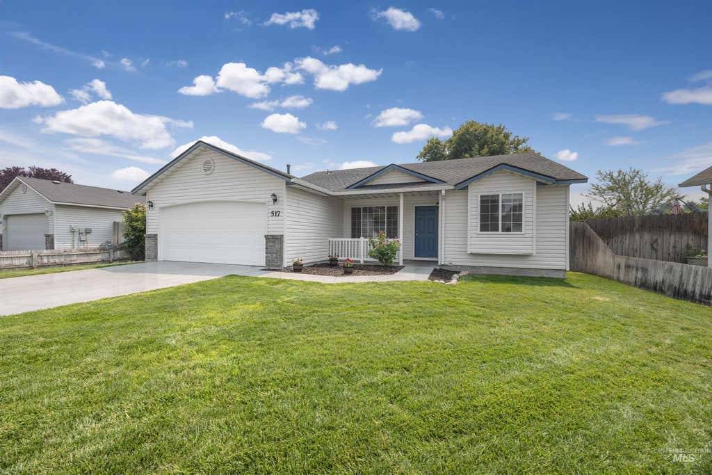 Photo of 517 N Coppertree Dr, Nampa, ID 83651 (MLS # 98995595)
