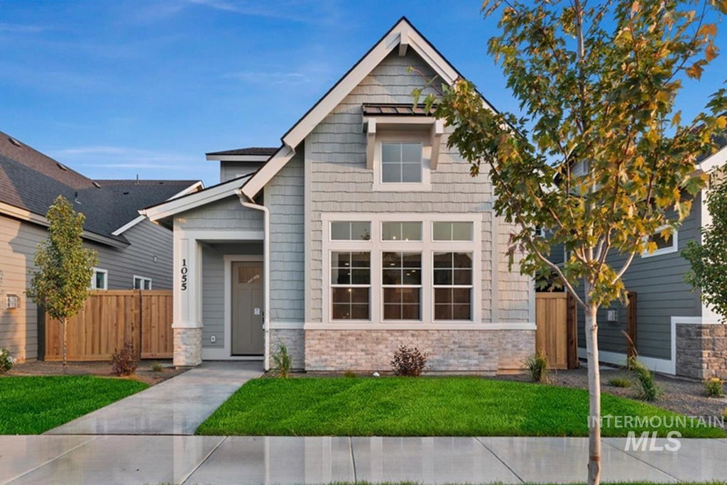 Photo of 868 E Phenomenal St, Meridian, ID 83642 (MLS # 99005099)