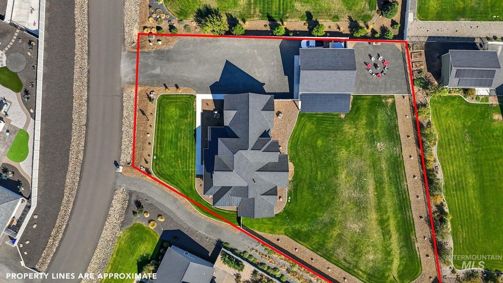 Photo of 7774 Paddock Ln, Lewiston, ID 83501 (MLS # 98963013)
