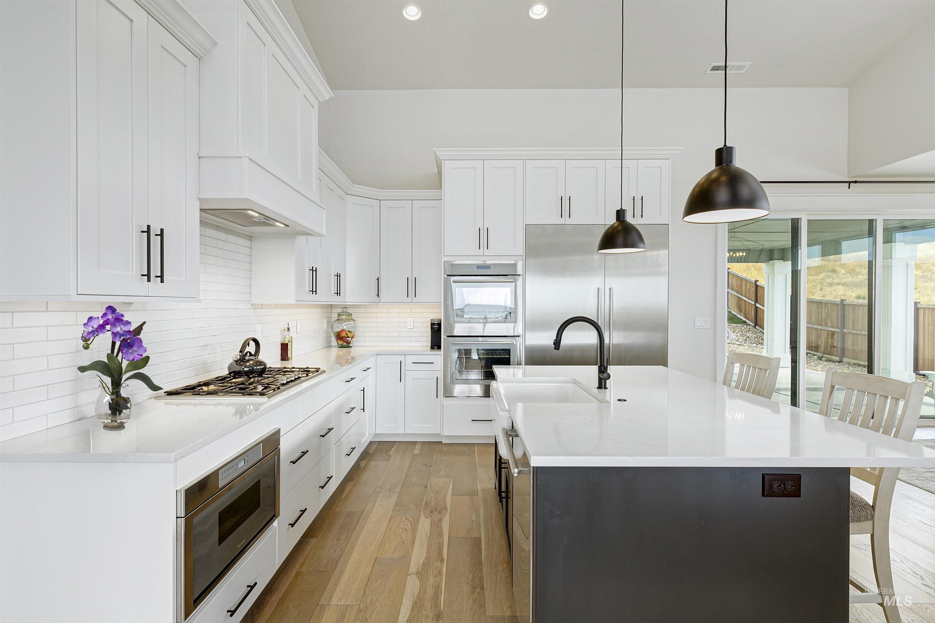 3552 E Asteroid Drive