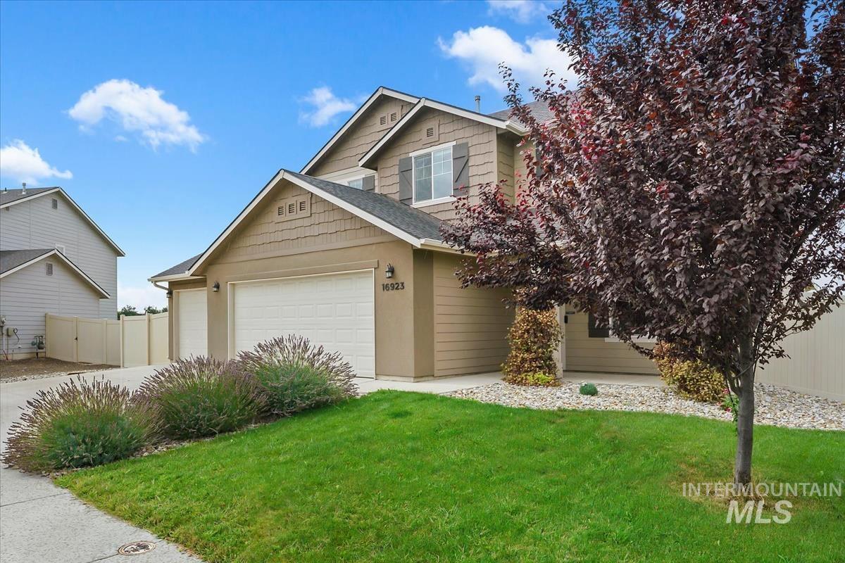 16923 N Lowerfield Loop