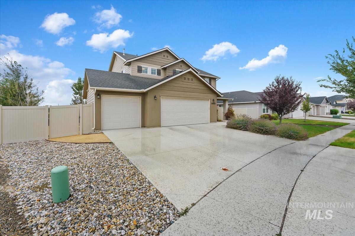 16923 N Lowerfield Loop