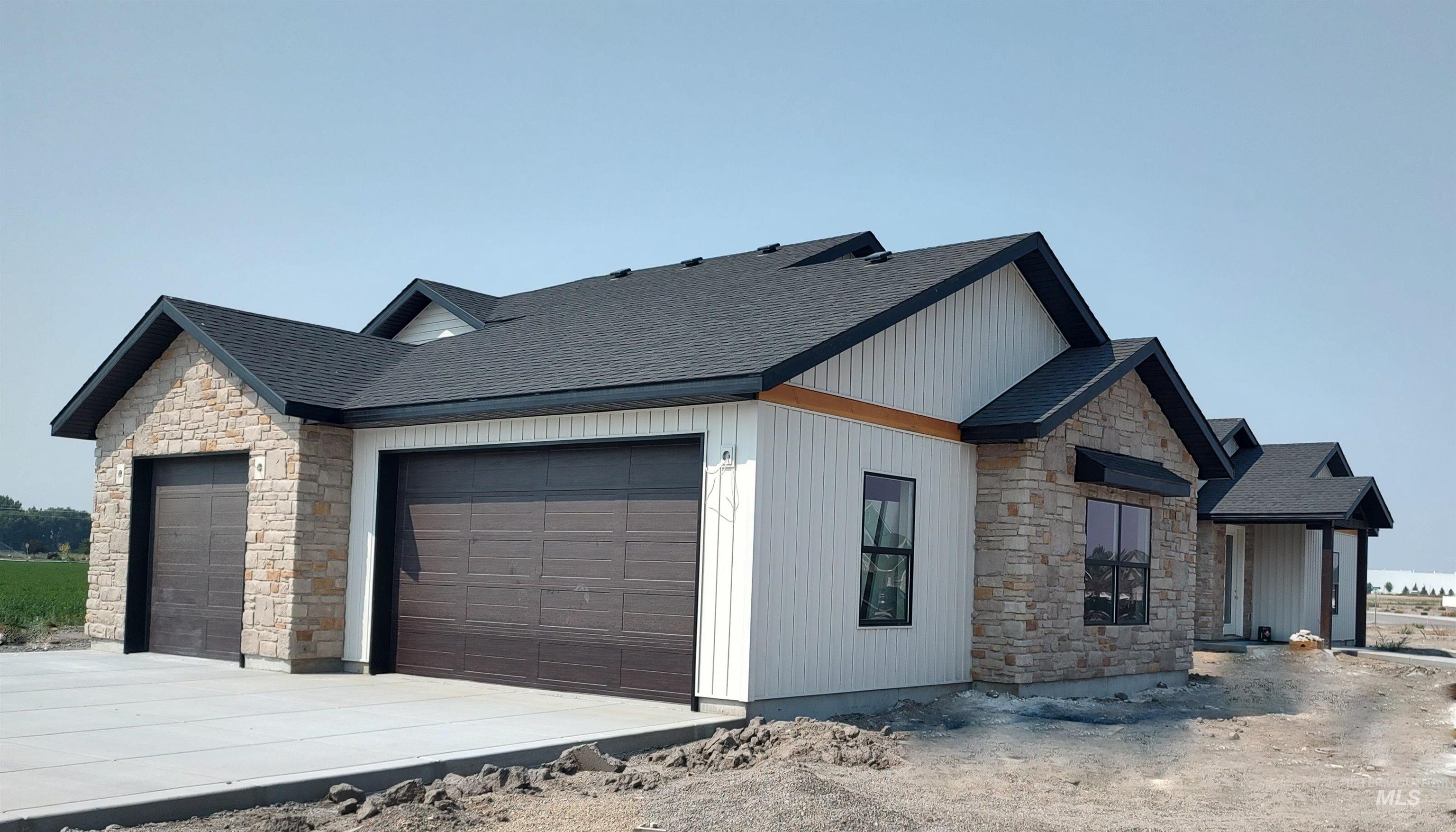 731 Clear Springs St