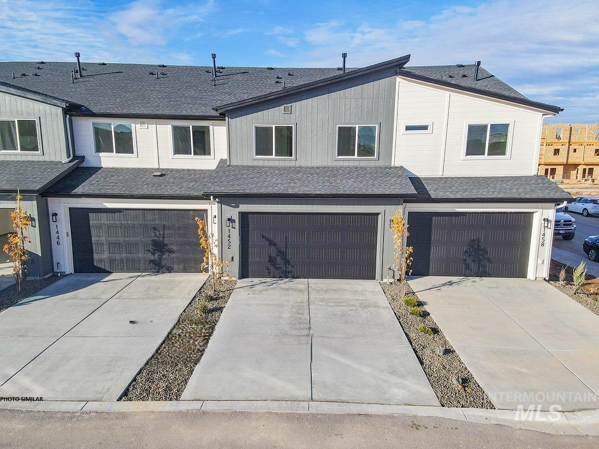 1319 N Webb Way