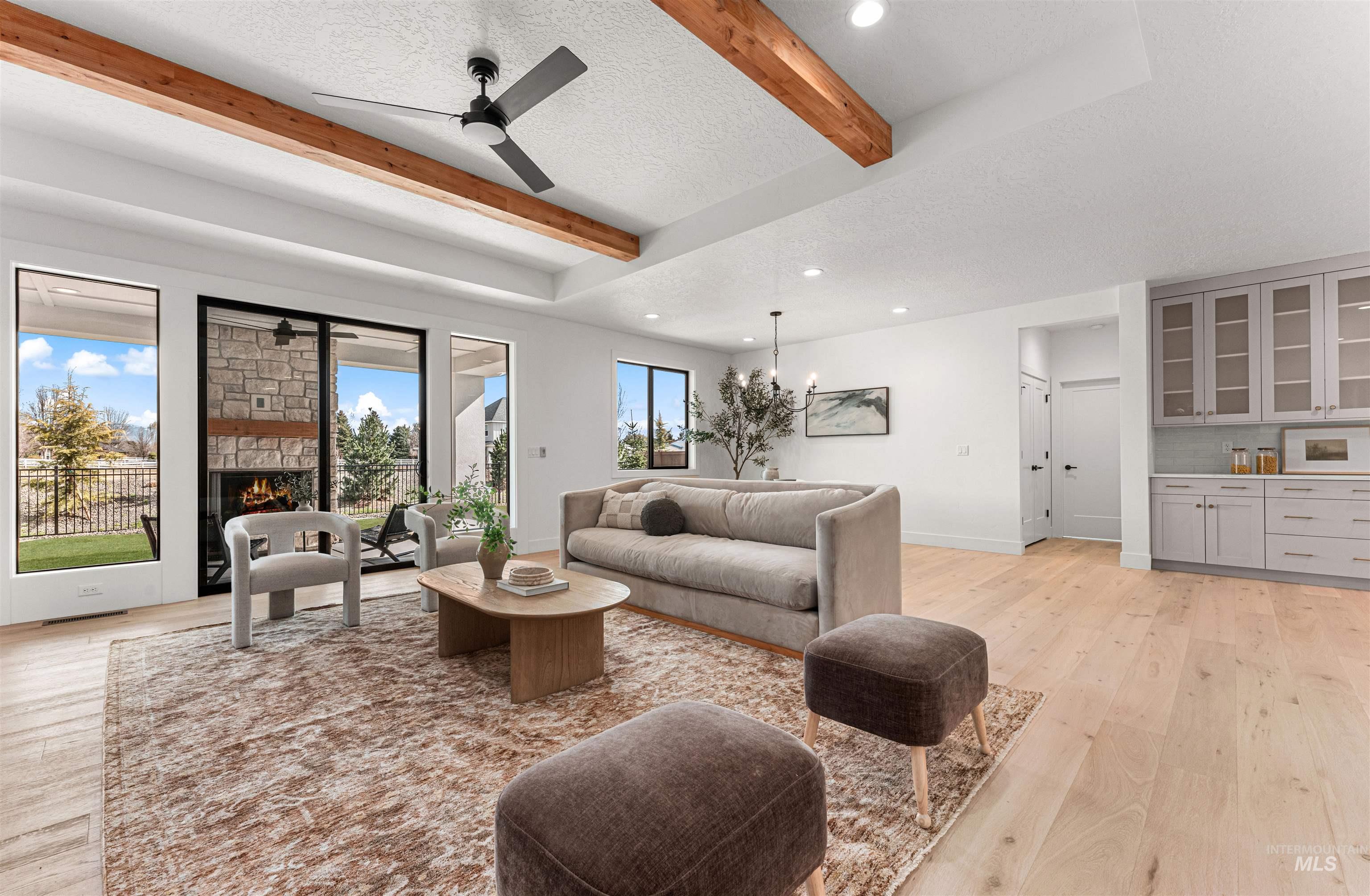 21812 Akira Ave.