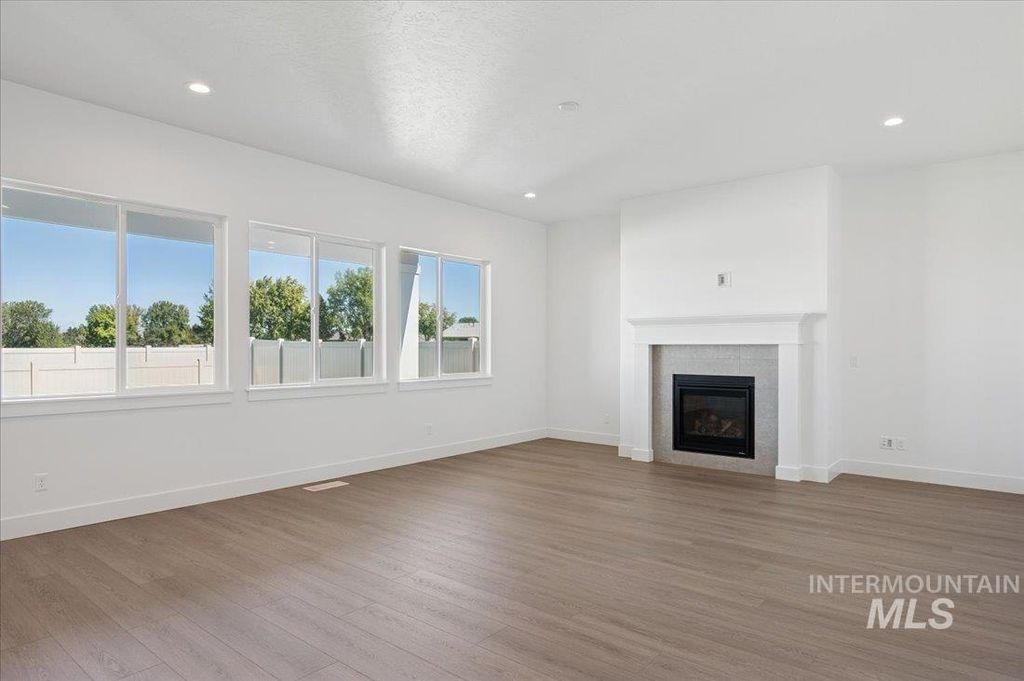 Photo of 9074 W Moonglade St, Star, ID 83669 (MLS # 98974996)