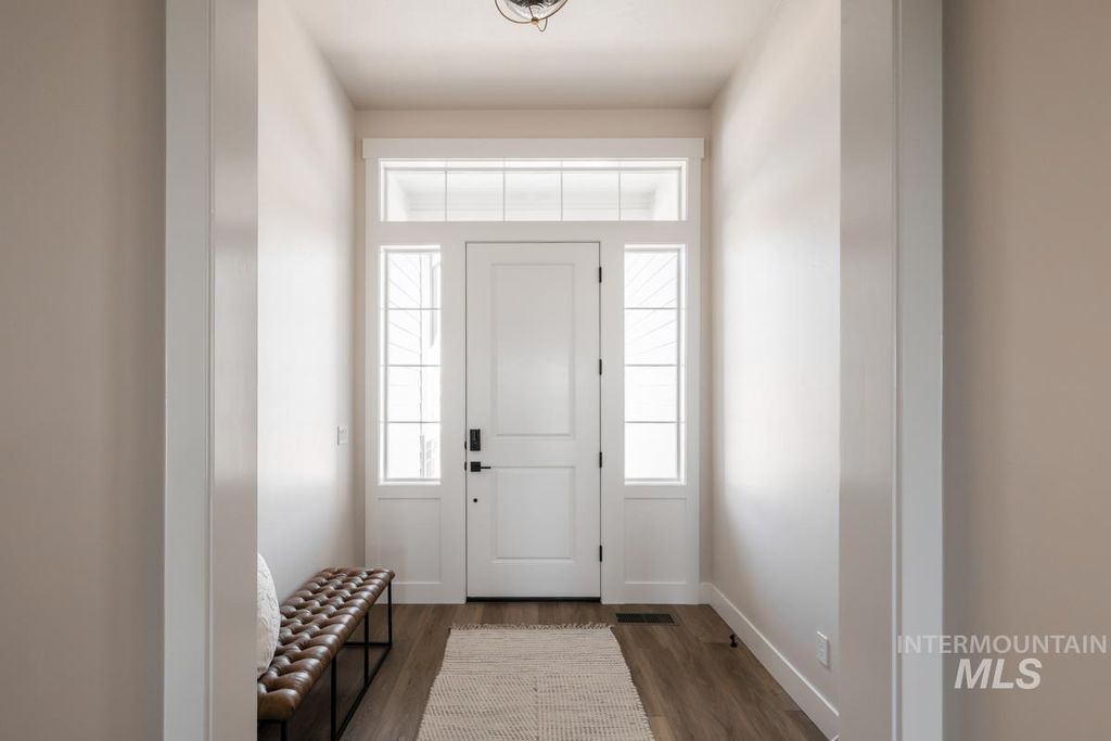 Photo of 2653 E Cavern Way, Meridian, ID 83642 (MLS # 98979772)