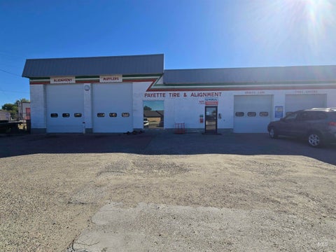 Photo of 605 S Main ST, Payette, ID 83661 (MLS # 98989141)