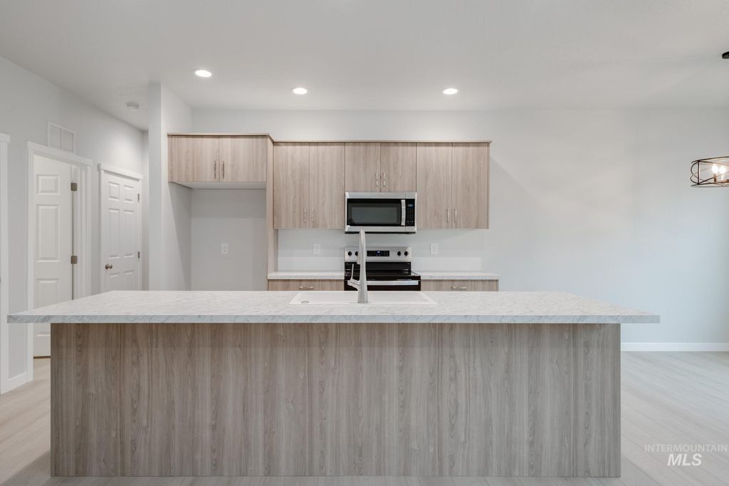 Photo of 487 Hamlow Ave, Middleton, ID 83644 (MLS # 98975500)