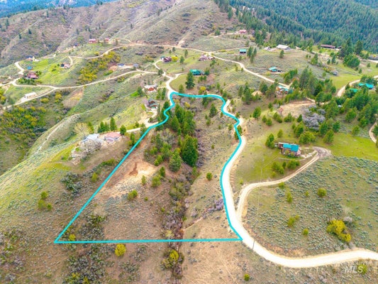 10 BUCKBOARD PL, BOISE, ID 83716 - Image 8e3d4aef1142d42e4a0a0e67a68ccde5/1430092677