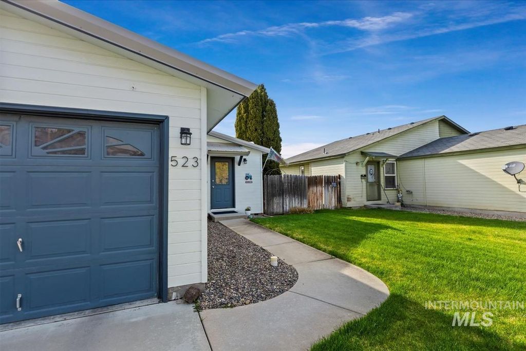 Photo of 523 N 4th, Payette, ID 83661 (MLS # 98963094)