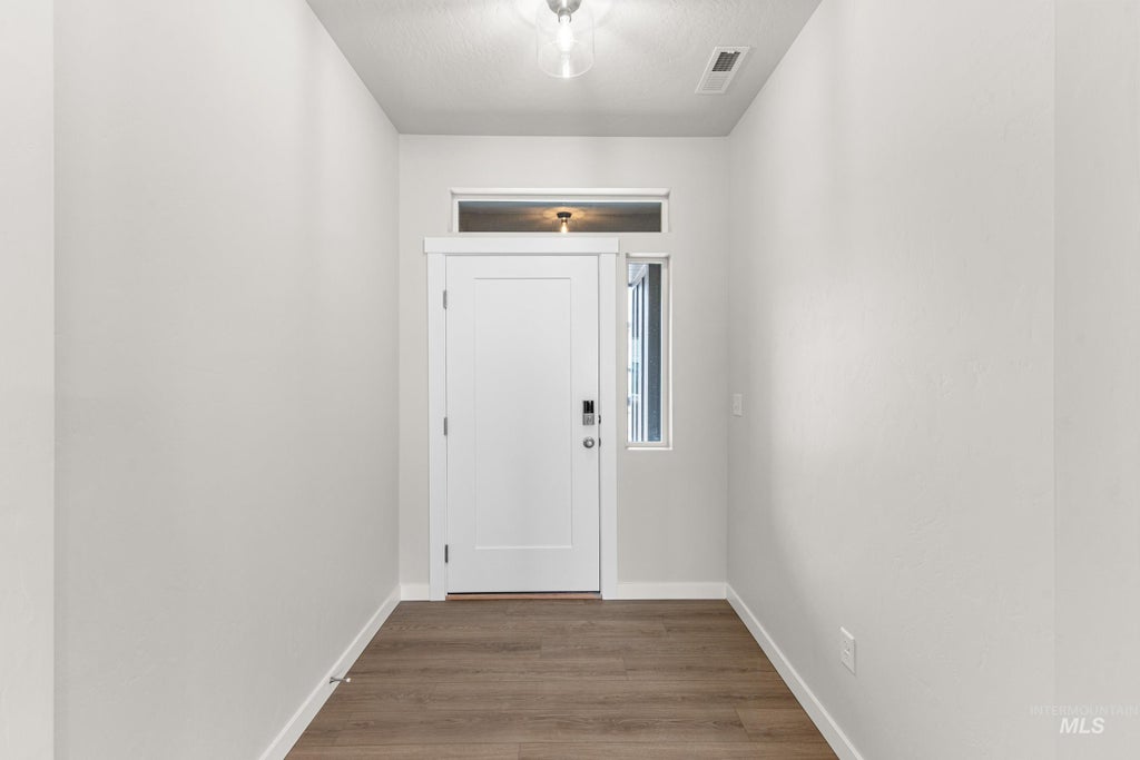 Photo of 5335 E Rolling Thunder Ct, Nampa, ID 83687 (MLS # 99002098)