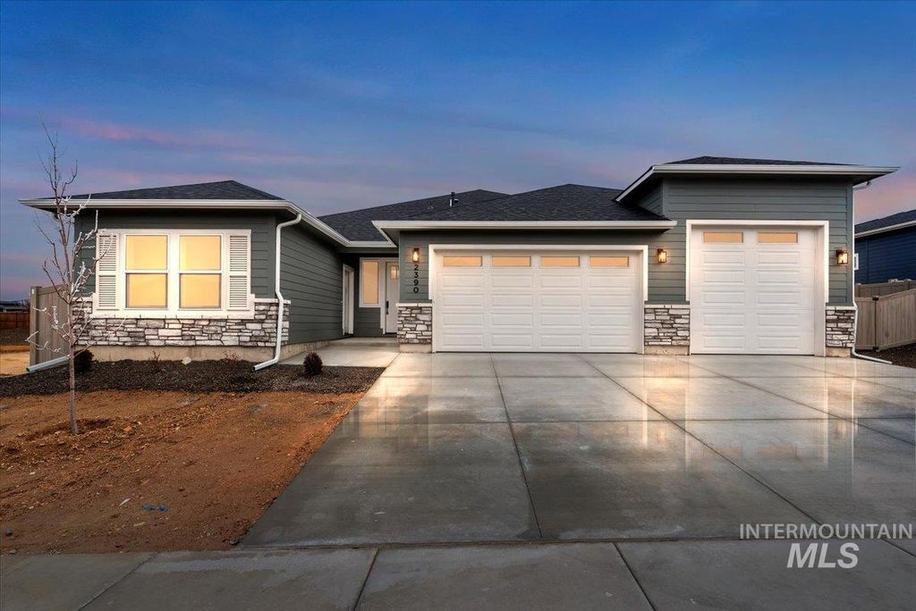 Photo of 2390 S. Hurd Ave, Nampa, ID 83686 (MLS # 98972195)