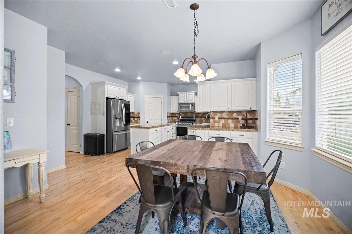 Nampa, Idaho 83687, United States, 4 Bedrooms Bedrooms, ,4 BathroomsBathrooms,Residential,Active,133448