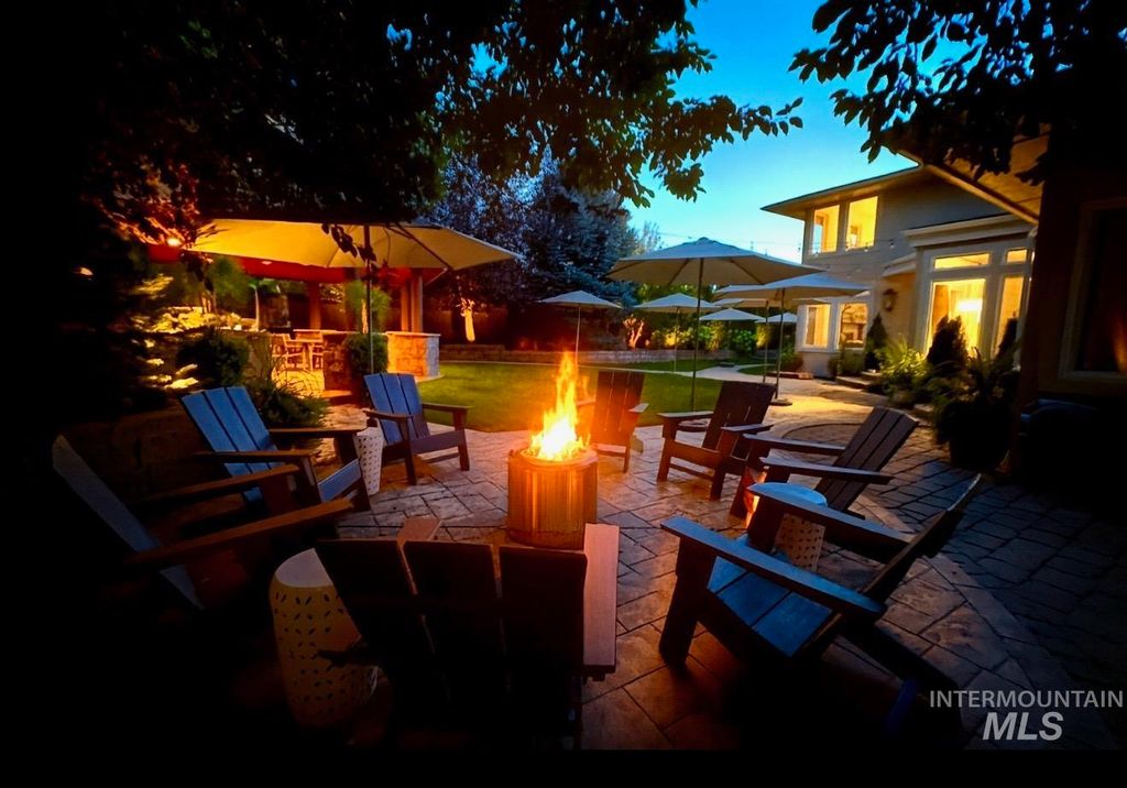 Photo of 3811 W Miners Farm Ct, Boise, ID 83714 (MLS # 98967415)