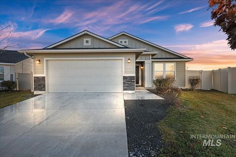 3037 N Saratov Way Kuna ID 83634