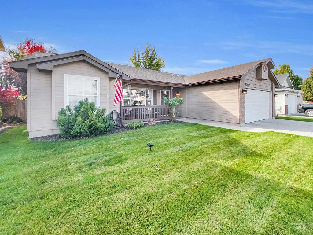 Photo of 13665 W Rochester St, Boise, ID 83713 (MLS # 98978721)