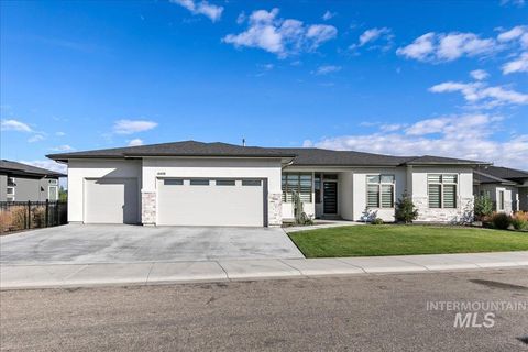 4498 E Goldstone Drive Meridian ID 83642