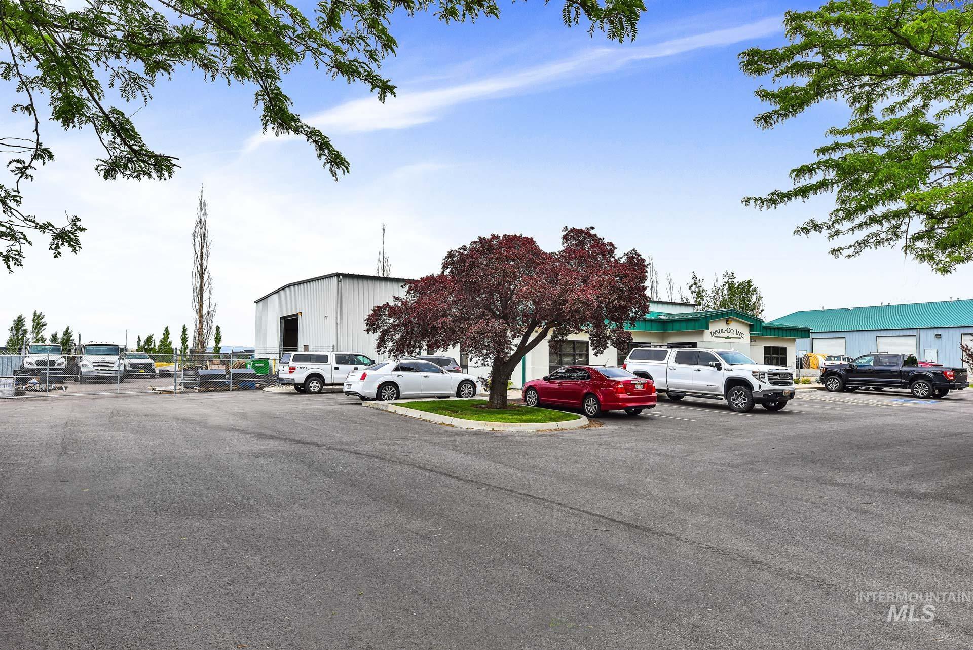 2300 E Commercial Street