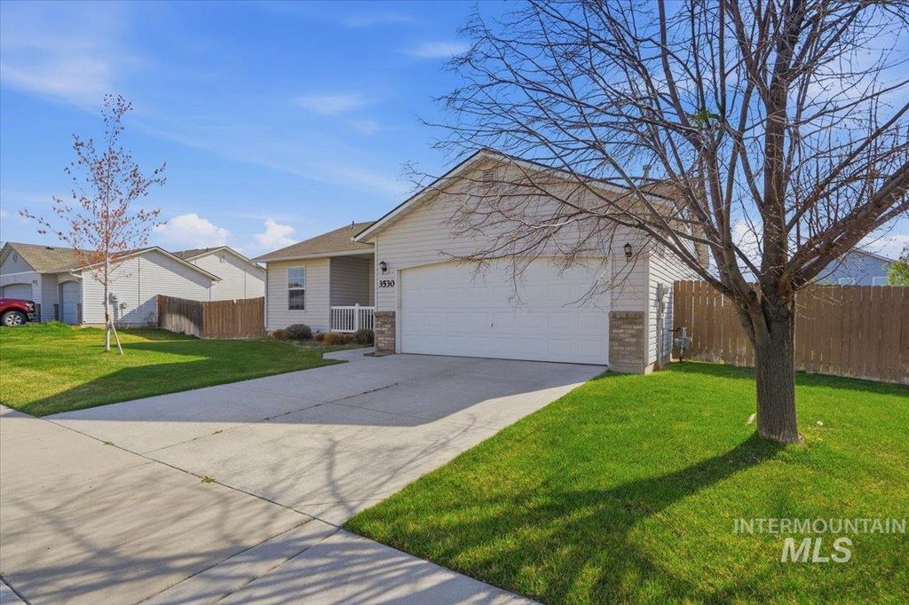 Photo of 3530 S Twin Springs Way, Nampa, ID 83686 (MLS # 98981449)