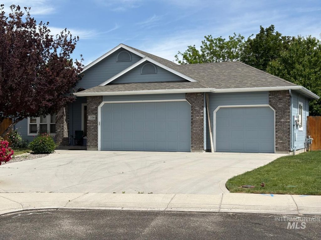 Photo of 2334 S Chicago St, Nampa, ID 83686 (MLS # 98988548)