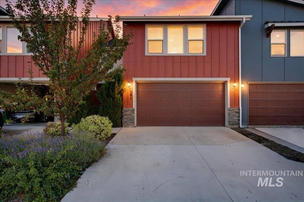 391 N TRAQUAIR LN, MERIDIAN, ID 83642 - Image 8edcb64f26fb7f26ed6dc30e4efe8618/130294754