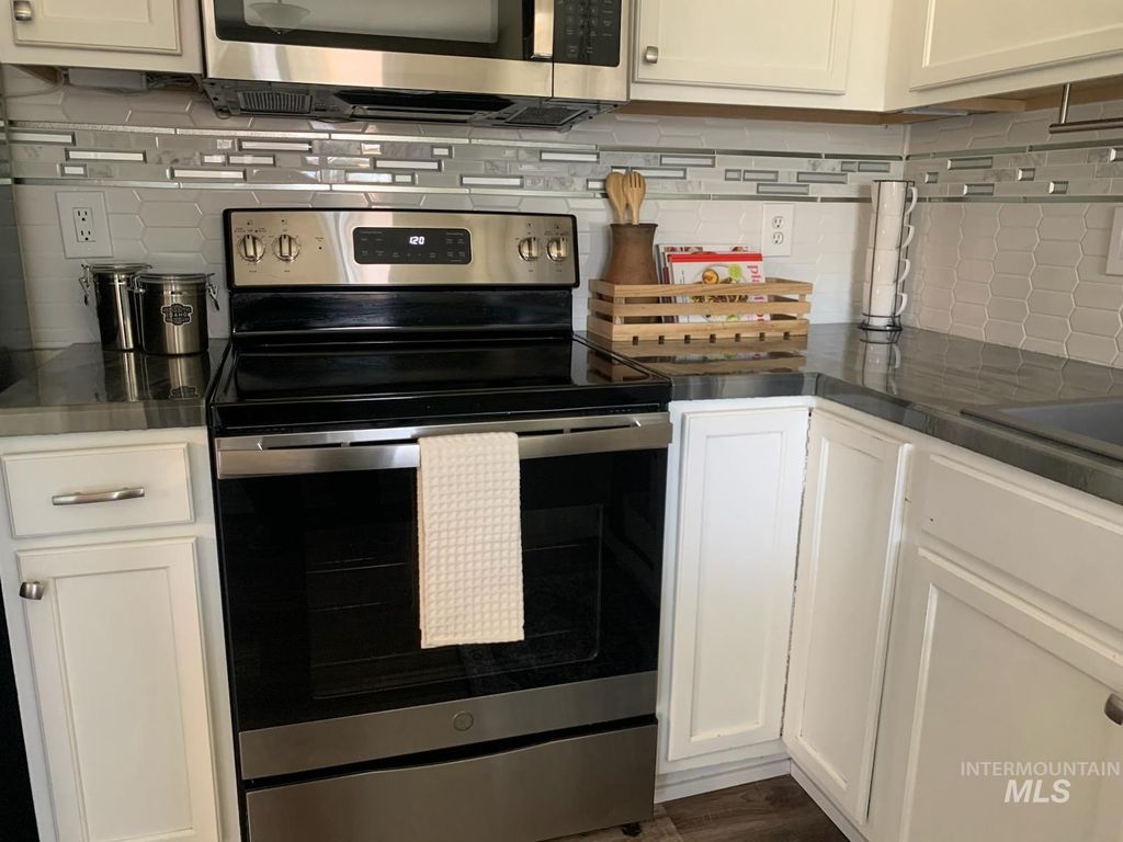 Photo of 3203 S Capistrano Ave, Boise, ID 83705 (MLS # 98981093)