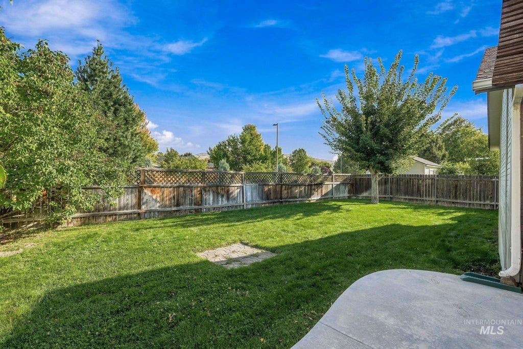 Photo of 4352 E Arborvitae Dr, Boise, ID 83716 (MLS # 99001091)
