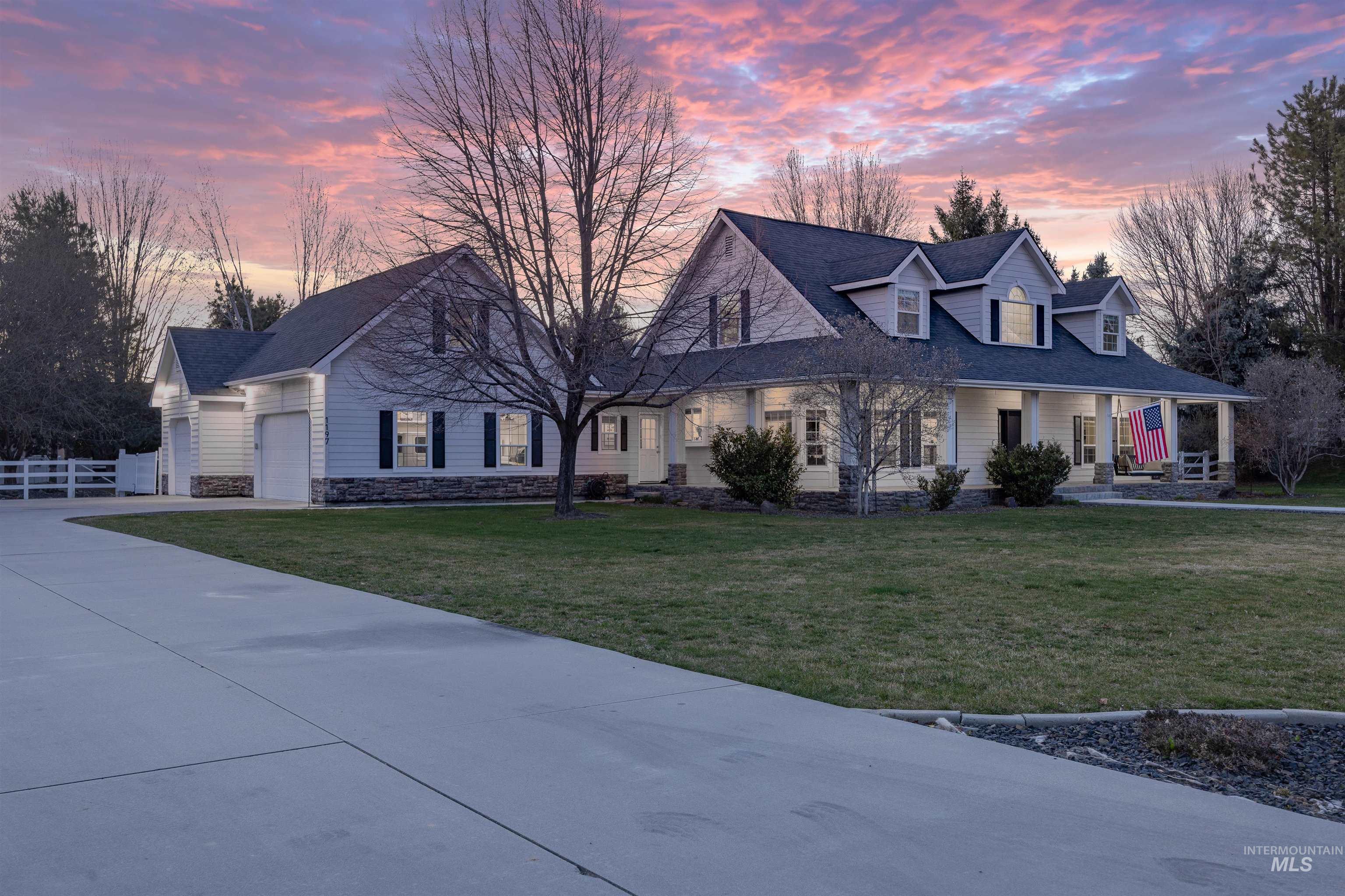 1197 N Cove Colony Way