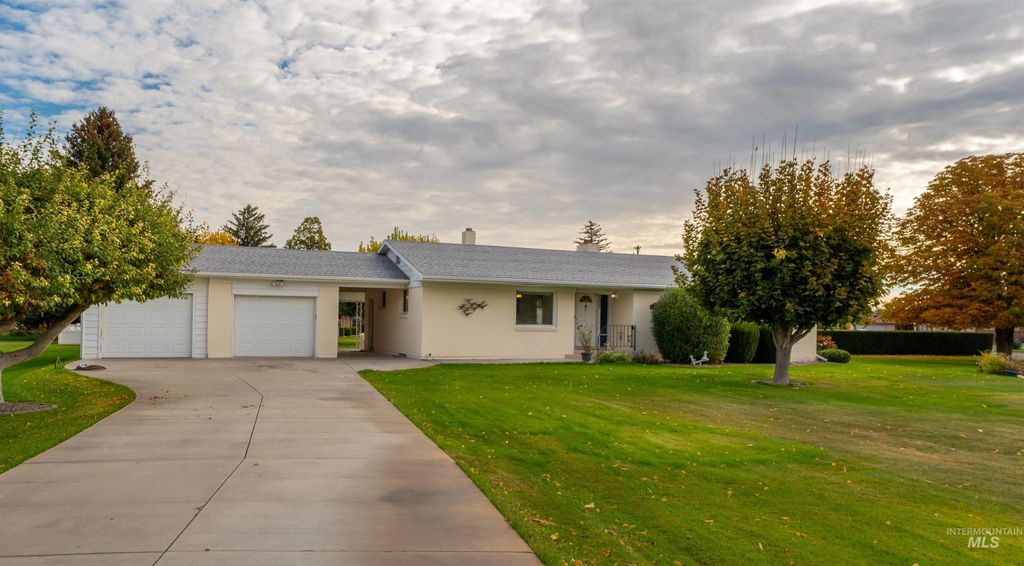 Photo of 2593 Burton Ave, Burley, ID 83318 (MLS # 98965310)