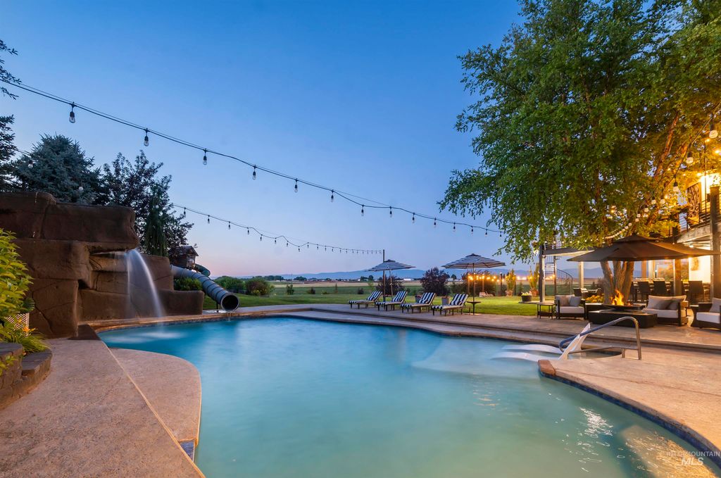 Photo of 4545 S Rock Ranch Ln, Meridian, ID 83642 (MLS # 98977157)