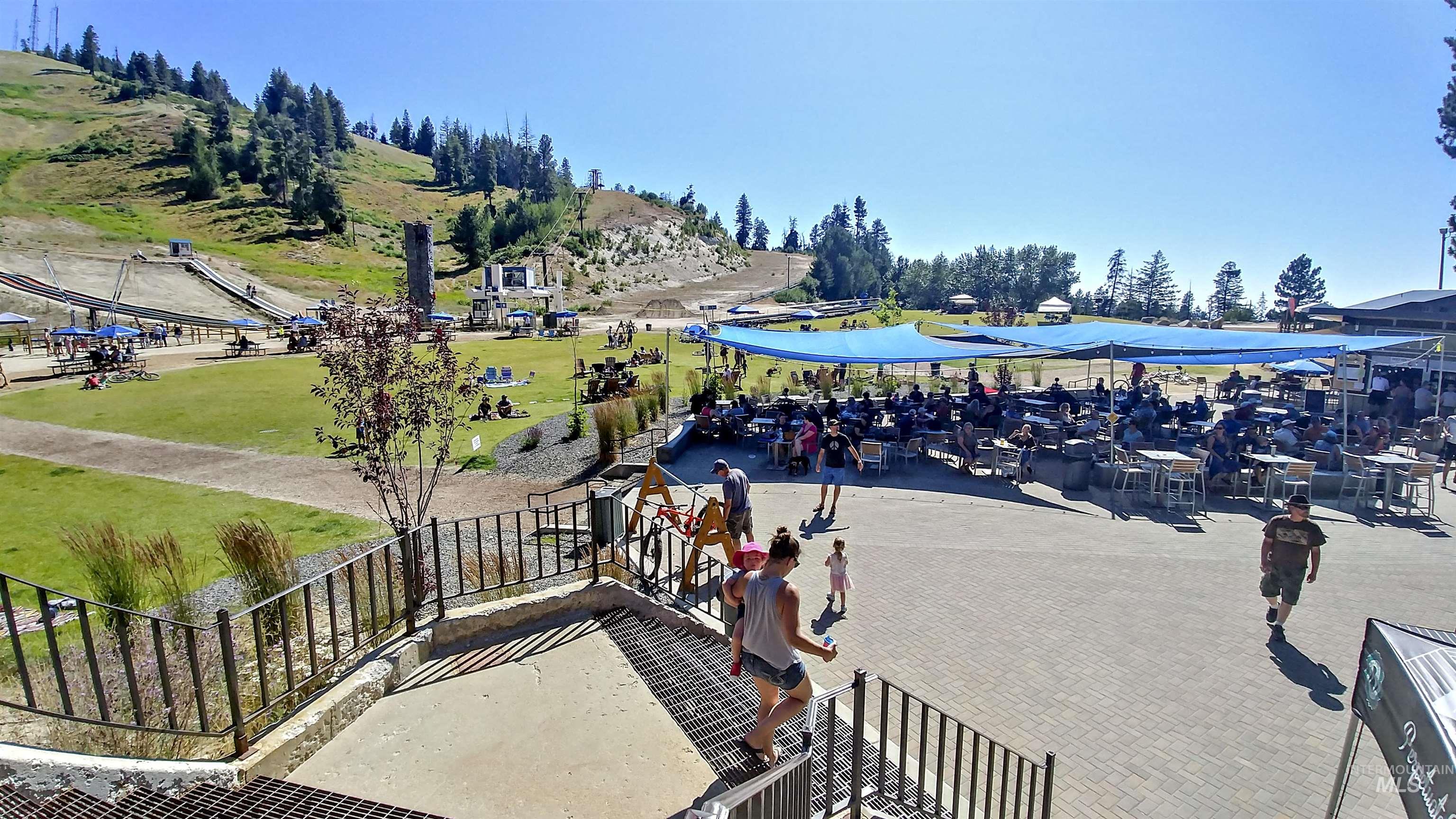 Nearby Bogus Basin ski area in the summer with scenic areas and alpine landscape. Open terrain with expansive mountain views. Area for concerts.