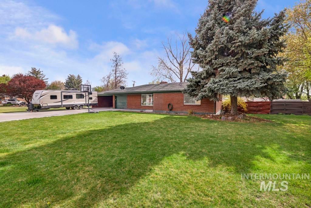 Photo of 1828 Dorian Drive, Twin Falls, ID 83301 (MLS # 98981944)