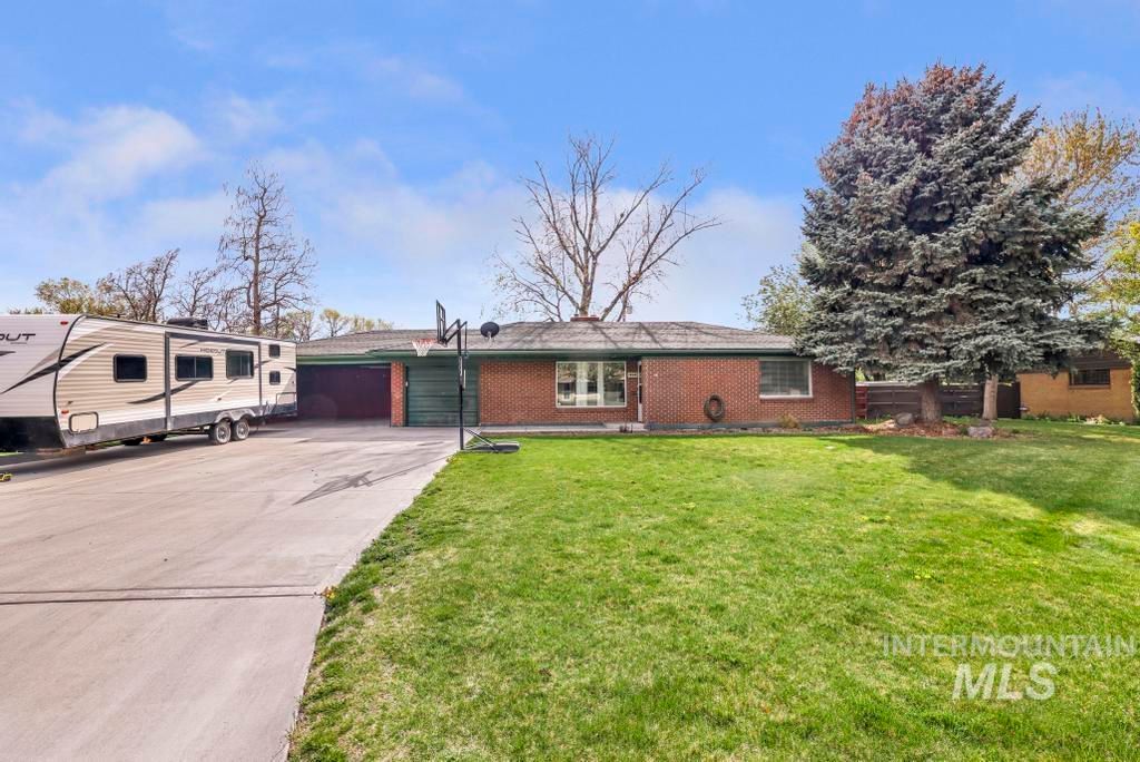 Photo of 1828 Dorian Drive, Twin Falls, ID 83301 (MLS # 98981944)