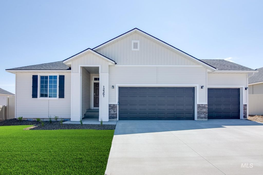 Photo of 1619 Long Pond St, Middleton, ID 83644 (MLS # 98970090)