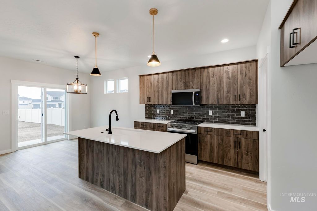 Photo of 2146 S Border Way, Meridian, ID 83642 (MLS # 98983728)