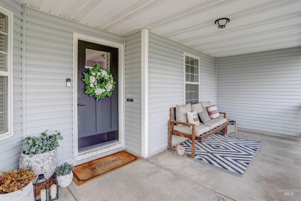 Photo of 4695 Heath Way, Nampa, ID 83687 (MLS # 98980594)