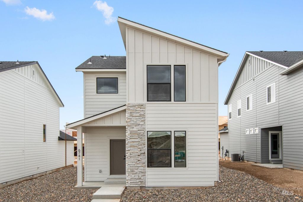 Photo of 6741 S Harvest Cove Ave, Boise, ID 83709 (MLS # 98975512)